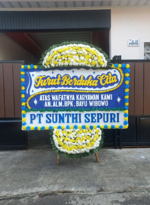 Papan Bunga Duka di Sungai Babuat
